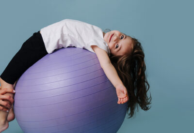 Zaburzenia integracji sensorycznej – jak rozpoznać i wesprzeć dziecko?